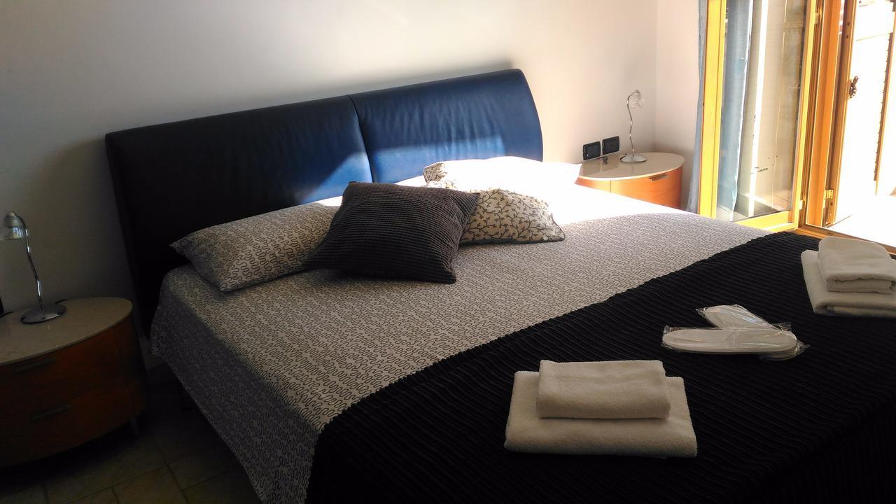 Le Porte Di Taormina Bed & Breakfast Exterior foto